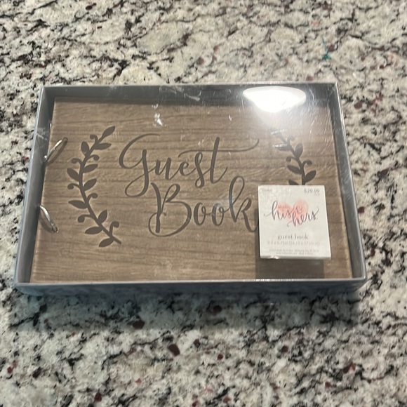 NWT Studio His & Hers Guest Book - Picture 3 of 3